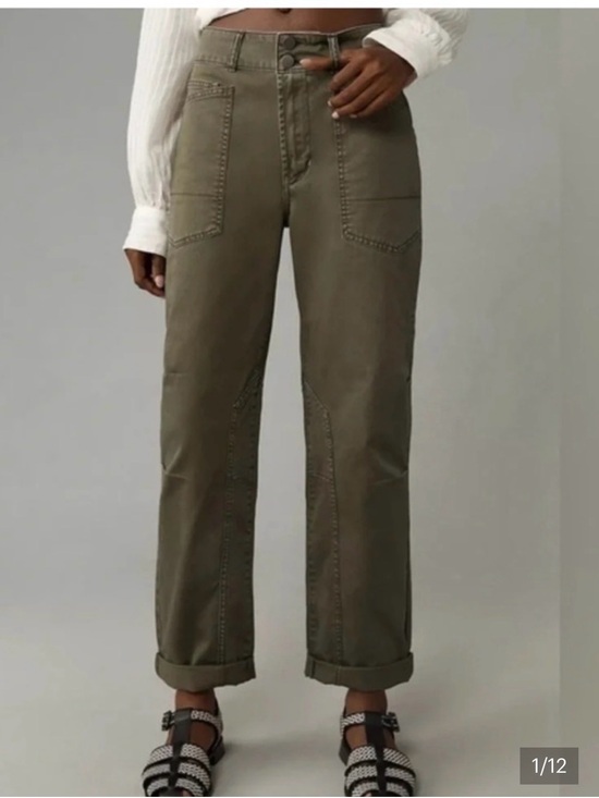 Pilcro Denim - Pilcro Straight-Leg Utility Jeans in Olive